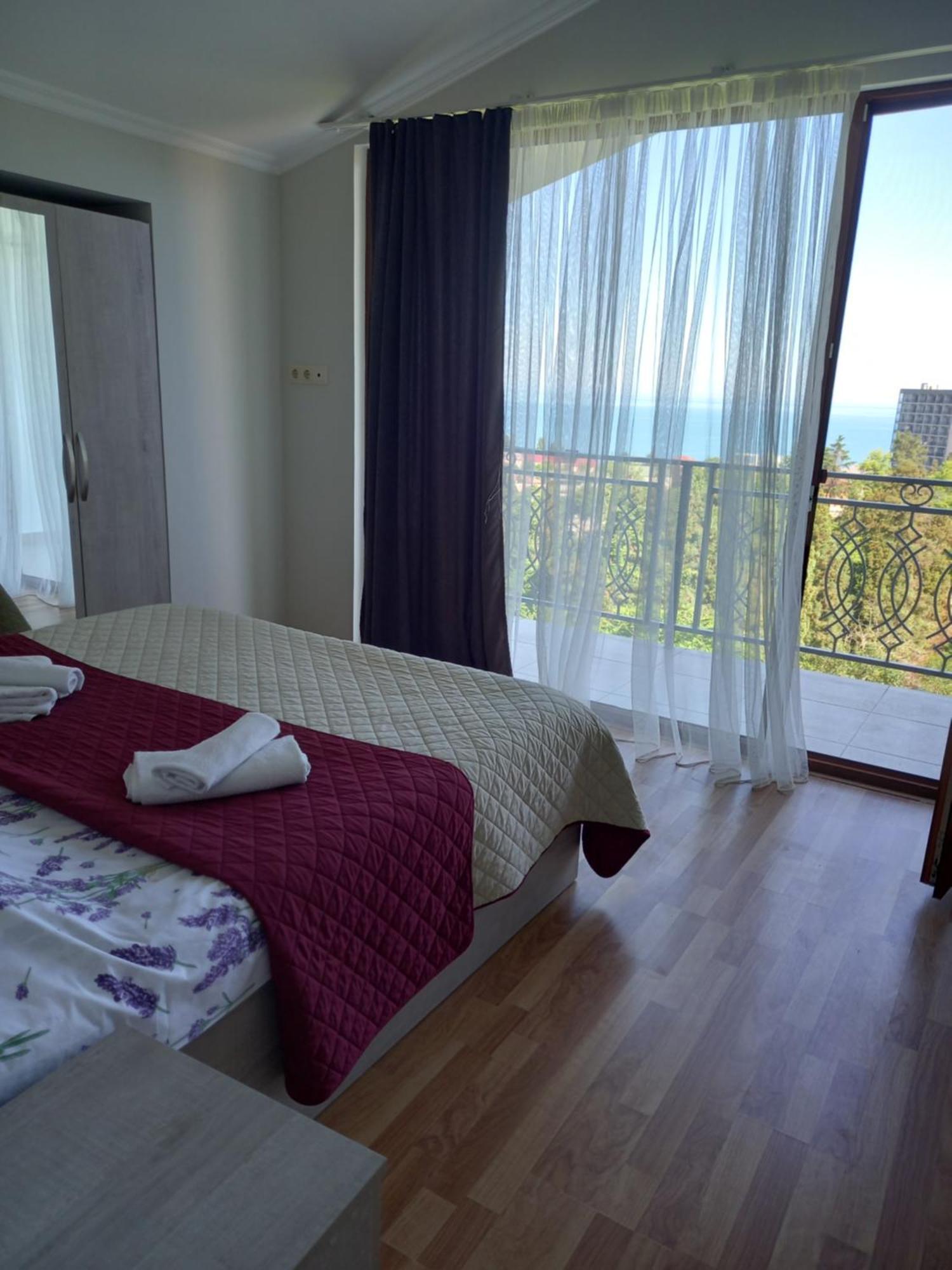 Iberia 2019 Hotel Batumi Bagian luar foto