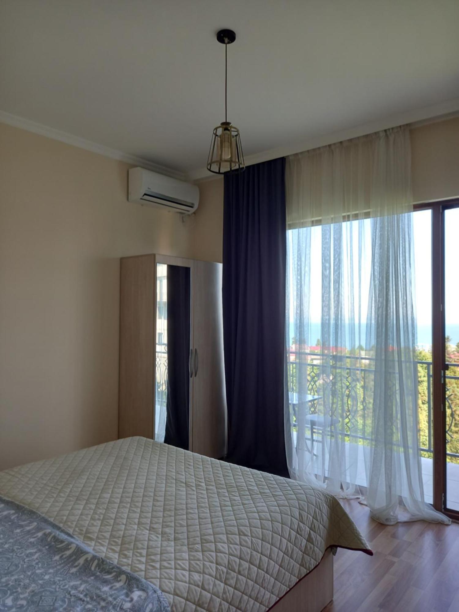 Iberia 2019 Hotel Batumi Bagian luar foto