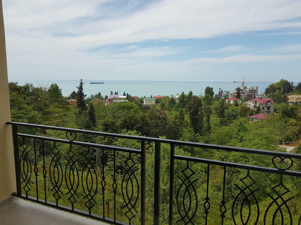 Iberia 2019 Hotel Batumi Bagian luar foto